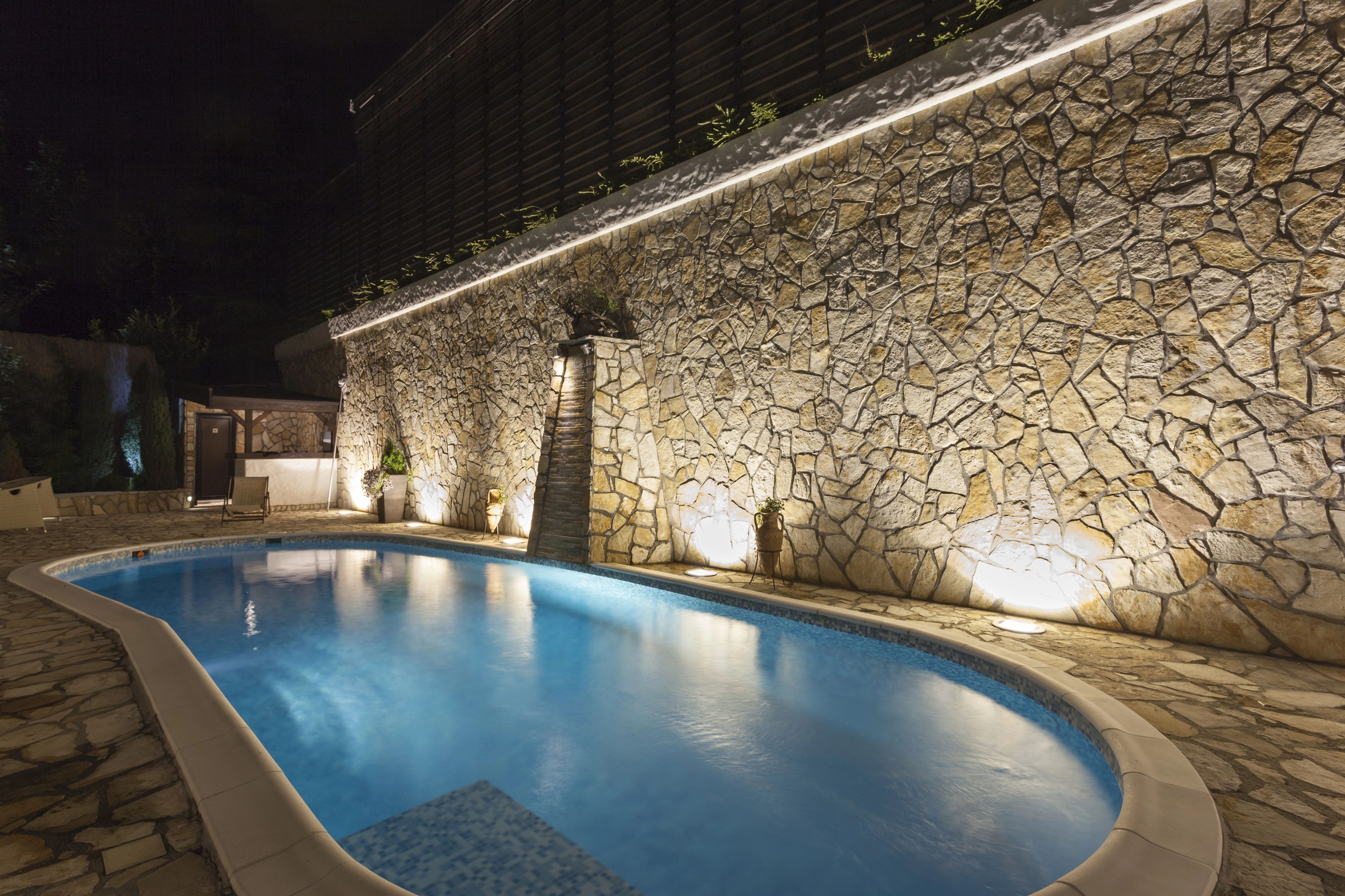 Brentwood Landscape & Outdoor Lighting Electricians